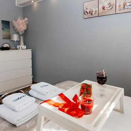 Maya's Flats & - Old Town Piwna Appartement