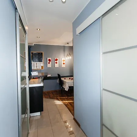 Maya's Flats & - Old Town Piwna *