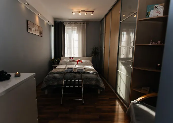 Maya's Flats & - Old Town Piwna *